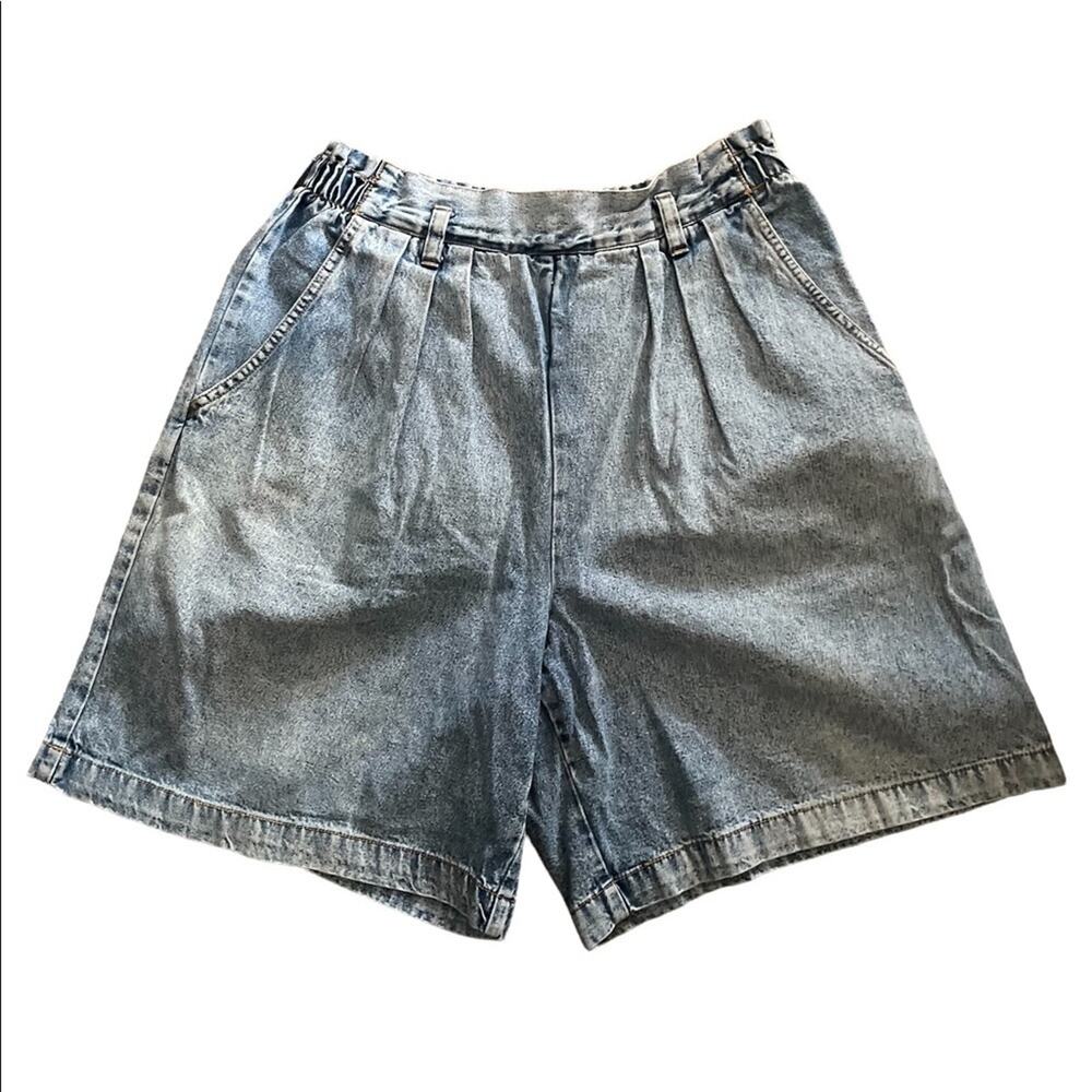 Vintage Cherokee High Rise Pleated Jean Shorts size 14